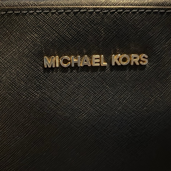 👜 Michael Kors Navy crossbody - Picture 7 of 7